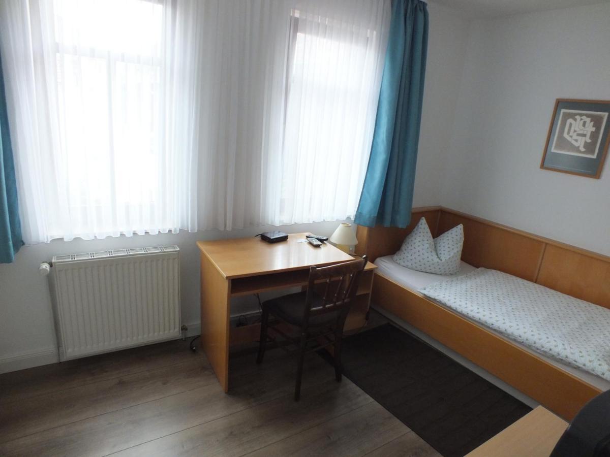 Pension Hinz & Kunz Weimar  Camera foto