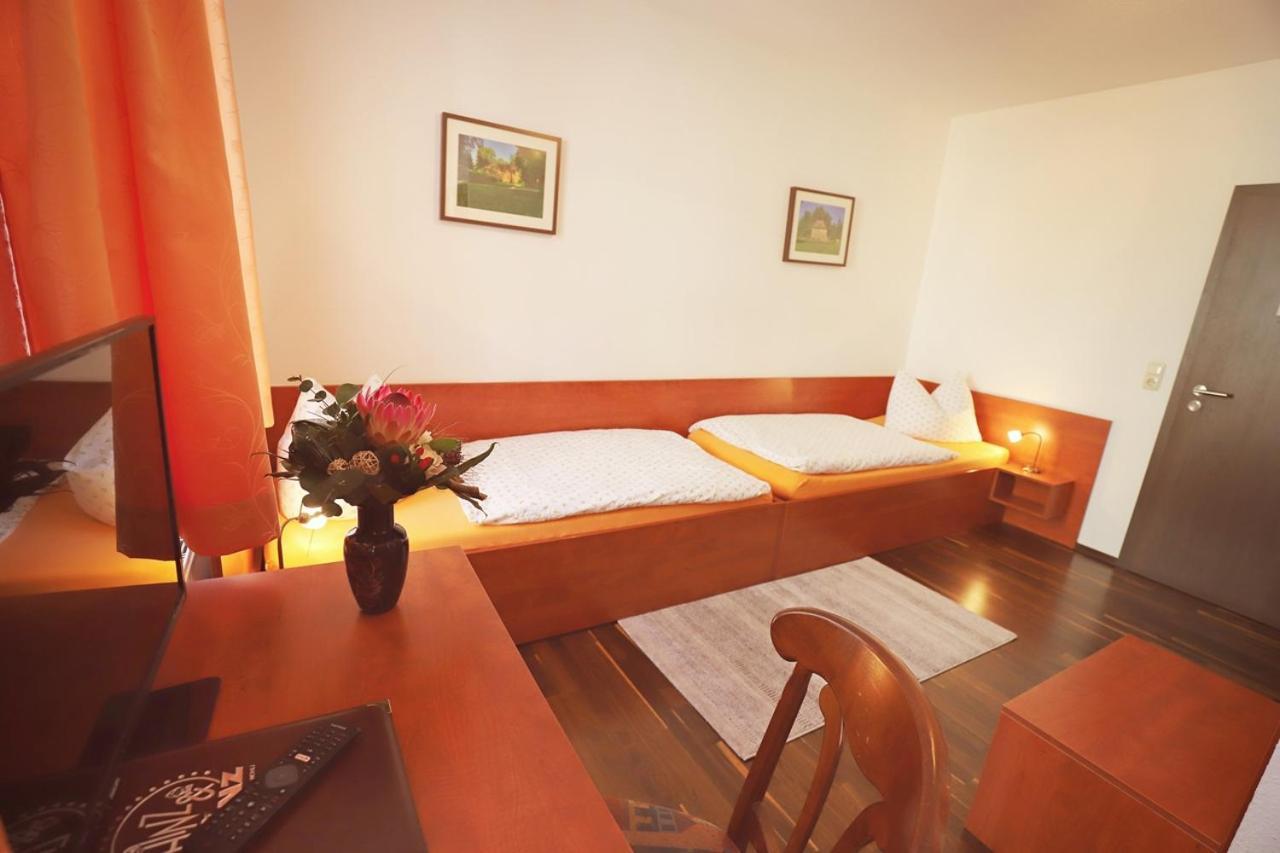 Pension Hinz & Kunz Weimar  Esterno foto